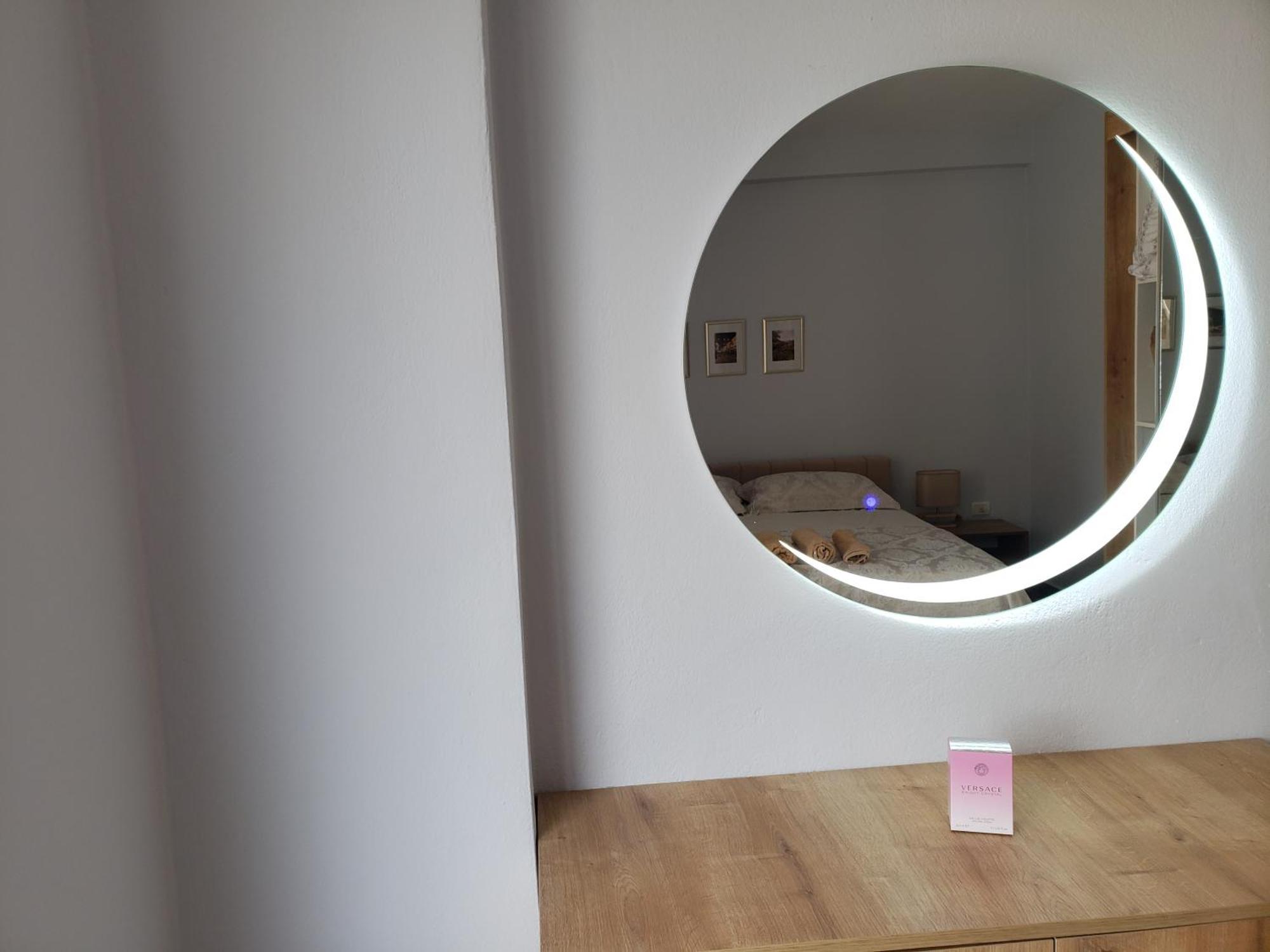 Leones Apartament Tirana Esterno foto